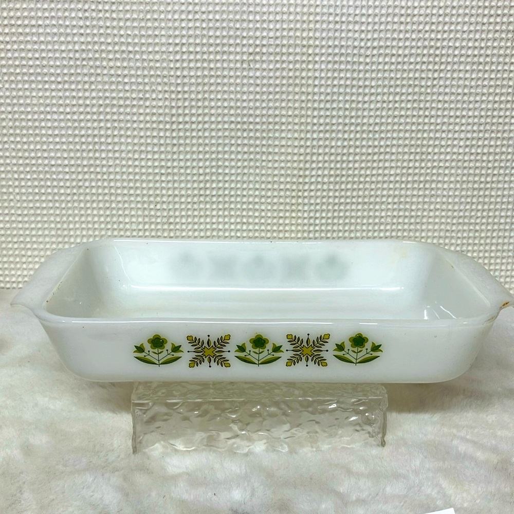 Anchor hocking casserole dish
